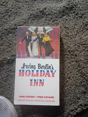 Irving Berlin's Holiday Inn (VHS, 1984) Bing Crosby, Fred Astaire - Image 1 of 3