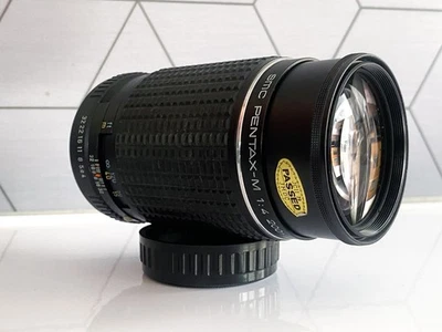Pentax 200mm 1:4 SMC Pentax-M Tele lens PK camera mount (Fits K1000 camera) - Image 1 of 4