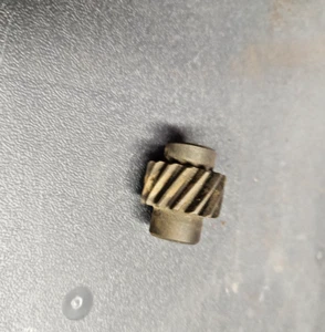 Buick 350 Distributor Drive Gear 14 Tooth - Picture 1 of 2