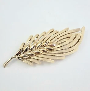 Broche broche broche vintage corona TRIFARI pincel y pulido tono dorado 3" - Imagen 1 de 5