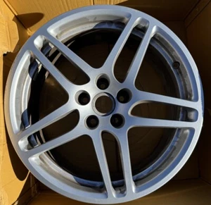 Porsche Macan 18" Macan S Factory OEM Felge 18x8 ET21 / wheel rim - Picture 1 of 10