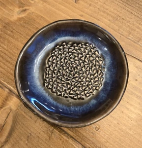 Bon Cera Stoneware Zester Grater Plate Rasp Bowl Garlic Spice Lemon Blue & Brown - Picture 1 of 4