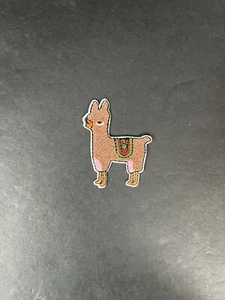 Llama Animal Brown Badge Pin Patch Iron On DIY - Picture 1 of 3