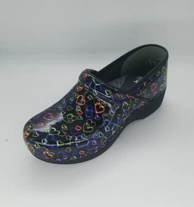 9414 Dansko XP 2.0 Patent Floating Hearts Clog Size 42 - Picture 1 of 7