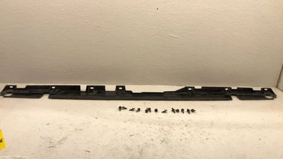 Ford F150 1991 cubierta superior de plástico sobre soporte del radiador protector de visión OEM Foto 1 de 4