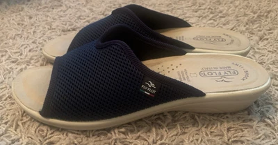Sandalias/diapositivas sin cordones Fly Flot para mujer 40 (9) hechas en Italia azul marino punta abierta Foto 1 de 4