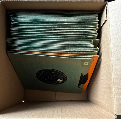 Lot of 47 UK Press 7" 45 RPM Singles American 1950s Rock n Roll, Pop, Country - Image 1 of 4