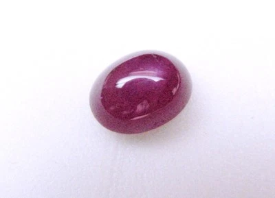 3.28 Carats , Natural Loose Gem Oval Cabochon Ruby   9 x 6.8 x 5.2  MM  " LxWxD" - Image 1 of 4