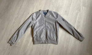 ONLY Blouson – leichte Jacke – Bomberjacke - Gr. S – Grau / Silber - Bild 1 von 15