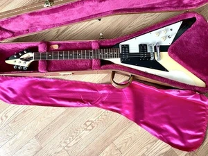 Gibson Flying V '67 Reissue Electric Guitar Michael Schenker - Picture 1 of 11