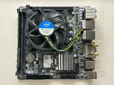 Placa madre de escritorio GigaByte GA-Z87N-WIFI Intel Z87 y disipador térmico CPU i7 4770 8 GB... Foto 1 de 4