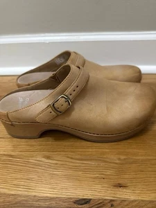 Dansko Berry Tan Milled Burnished Nubuck Leather Slip On Mules Clogs Shoes 40 - Picture 1 of 6