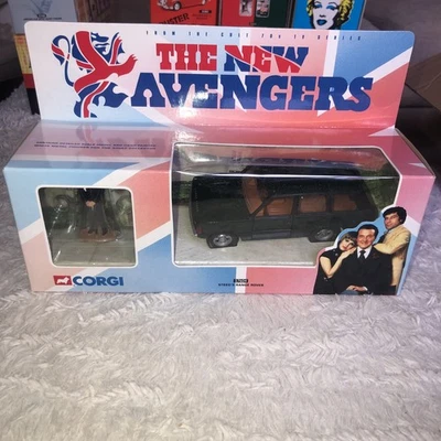 CORGI THE NEW AVENGERS RANGE ROVER WITH STEED FIGURE 1/36 57604 - Image 1 of 4