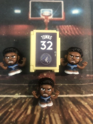 2022 NBA Teenymates Lockers Series 6 Karl-Anthony Towns lot Timberwolves Cover