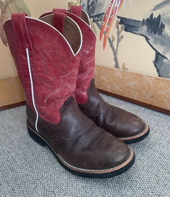 ARIAT BOOTS ROUND TOE BROWN WITH RED TOPS SIZE YOUTH 2 - Image 1 of 4