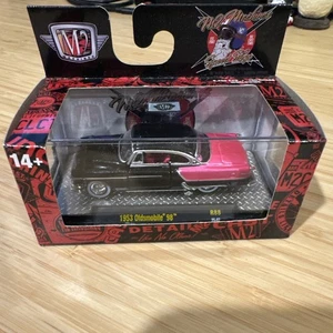 M2 Machines 1953 Oldsmobile 98 R88 25-07 - Diecast Car - Picture 1 of 3