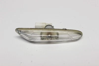 P90184 2006-2011 BMW 3 Series Fender Side Marker Light LH Side 63136932998 OEM - Image 1 of 4