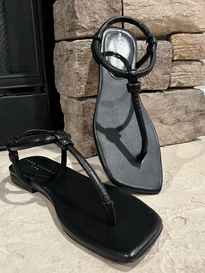 Sandalias para mujer Marc Fisher Maycee de cuero plateado con correa al tobillo - talla 6,5 M Foto 1 de 4