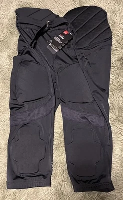 Pantalones de fútbol Under Armour Game Day Heat Gear negros acolchados talla L juveniles nuevos con etiquetas $50 Foto 1 de 4