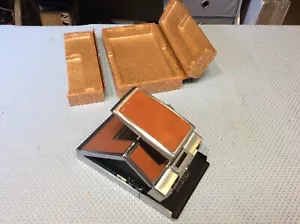 Polaroid SX-70 Land Camera Vintage Tan & Chrome w/ Foam Box Insert - LESEN - Bild 1 von 17