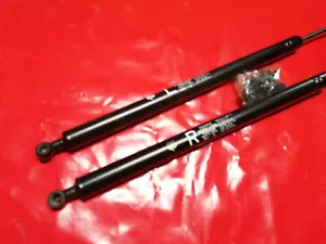2 VERINS DE HAYON 68950-19835 68960-19525 TOYOTA COROLLA LIFTBACK AE101 92/1997 - Foto 1 di 3