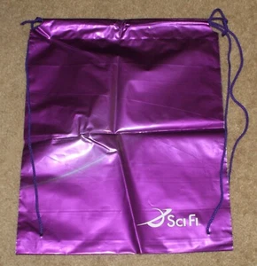 MOCHILA DE PLÁSTICO SYFY STRING EXCLUSIVA SDCC - Imagen 1 de 1