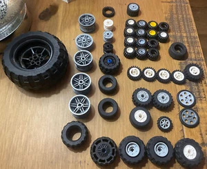 HUGE LOT LEGO TIRES WHEELS  VARIOUS SIZES - Picture 1 of 6