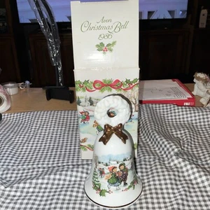 New Vintage 1986 Avon Christmas Bell Excellent Shape Original Box - Picture 1 of 15