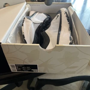 NEW Zoom Freak 5 Men's Size 8 White/Black-White DX4985 101 - Picture 1 of 8