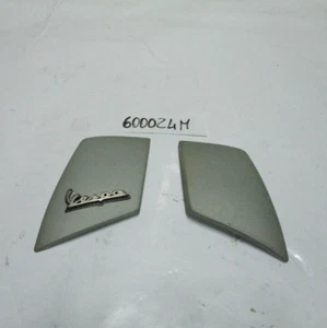Paire Plaques Casque Intégral (Argent) Pour PIAGGIO Vespa (600024M) - Imagen 1 de 2