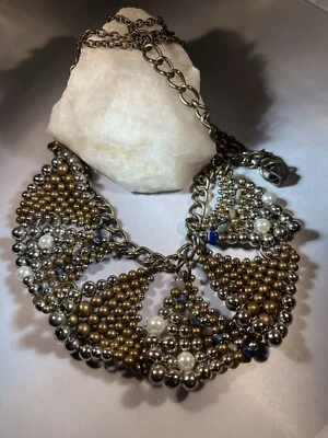 Collar Pam Hiran Anthropologie Cota de malla Perla Gema y Cuentas Foto 1 de 4