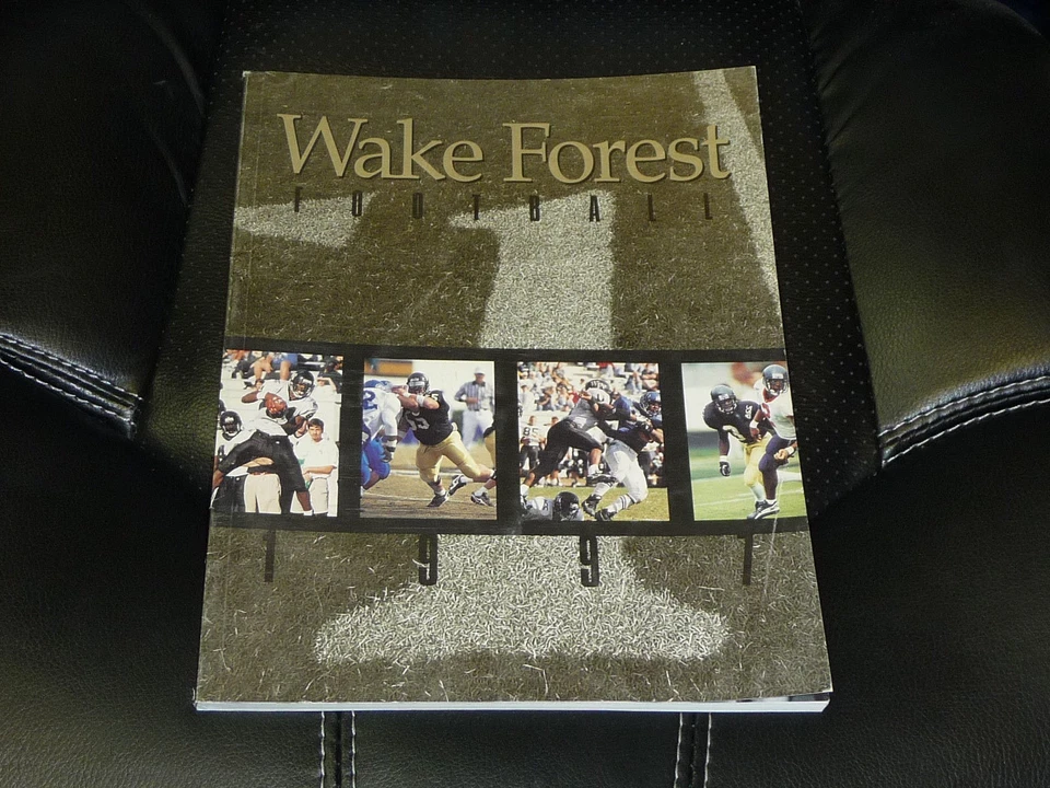 1997 WAKE FOREST COLLEGE FOOTBALL MEDIA GUIDE EX-MINT  BOX 14 - Image 1 of 1