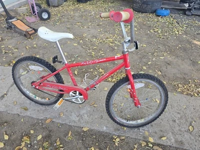 1980's Schwinn Predator Aerostar BMX Bike BICYCLE  - Image 1 of 4
