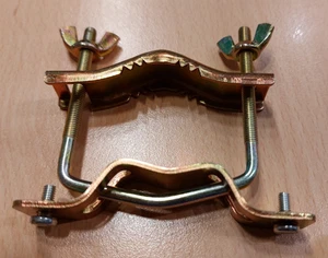 Antennen Bügelschellen Set - Gewinde: 5mm  -  mit 2 Flügelmuttern - Bild 1 von 2