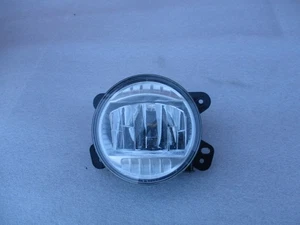 2020-23 JEEP Gladiator 2017-23 Wrangler Genuine  Front LED Fog Lamp 68503994AA - Picture 1 of 7