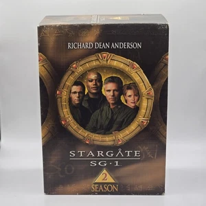 Stargate SG-1: Stagione 02 (DVD, 1998) Set di 5 dischi - Foto 1 di 9