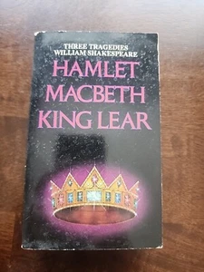 Three Tragedies by William - Paperback, by Shakespeare William - Good - Picture 1 of 4