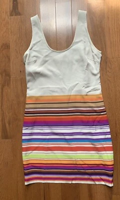 Vestido sin mangas de verano de seda Trina Turk marfil varias rayas vacaciones crucero Foto 1 de 4