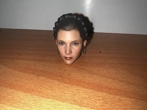 Hot Toys Star Wars Princess Leia Hoth 1/6 Action Figure MMS423 Head Sculpt - Picture 1 of 4