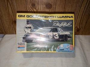 MONOGRAM #3 Dale Earnhardt 1990 GOODWRENCH LUMINA 1/24 Model Kit W/ Driver - Picture 1 of 10