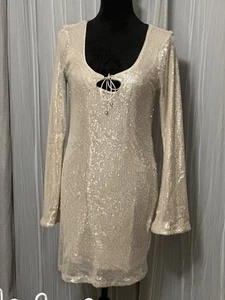 Disco Party- Cream Iridescent Sequined Bell Sleeve Dress Juniors M Vanilla Retro - Picture 1 of 18