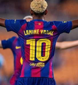 Hombre Barcelona Talla S Extra Slim Fit Versión 2026 Jugador Local Casa Yamal 10 - Imagen 1 de 2