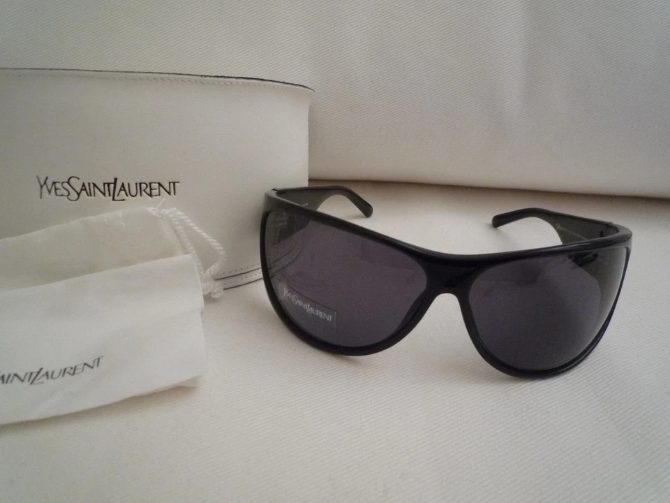 Lunettes de soleil YVES SAINT LAURENT Neuves - Photo 1/1