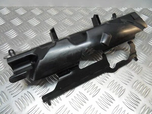 Panel de carenado de relleno del cuadro del radiador superior Suzuki GSXR 600 / 750 2011 a 2017 NUEVO - Imagen 1 de 6
