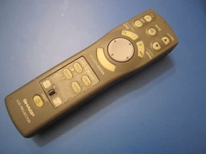 TELECOMANDO PROIETTORE SHARP RRMCG1354CESA G1354CESA PER XG-E1200U,PGD100U,XGNV1U - Foto 1 di 7