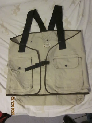 Cabelas Upland Field Hunting Vest w/Game Bag - Image 1 of 4