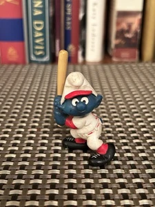 1980 Smurfs Baseball Smurf Batter Sports 20129 Rare Vintage Display Figurine - Picture 1 of 3