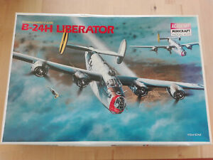 B-24H LIBERATOR 1/72 ACADEMY