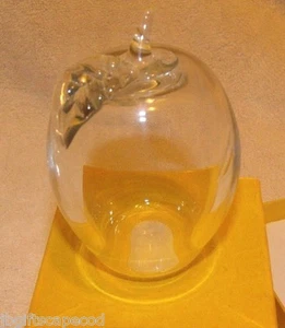 PRINCESS HOUSE EXCLUSIVE - APPLE PAPERWEIGHT - W/GIFT BOX and LIGHT STAND -LQQK  - Picture 1 of 12