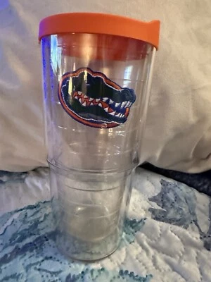 Florida Gators 🐊 Tervis Tumbler 24 Ounce With Orange Lid - Image 1 of 3